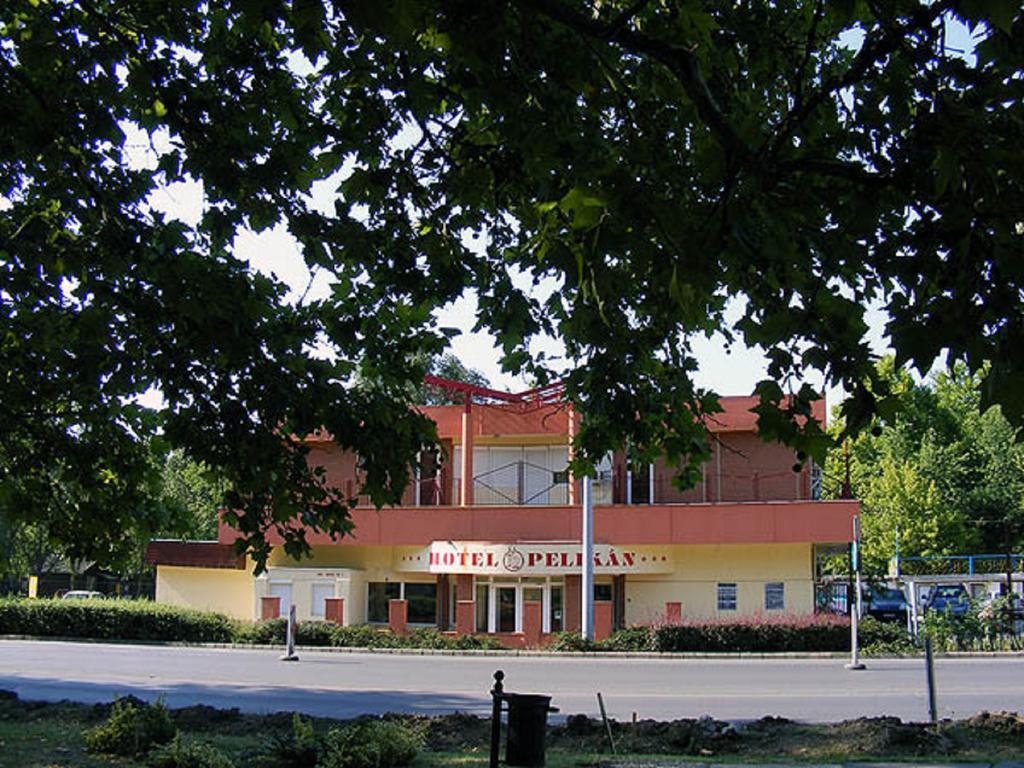 Hotel Pelikan Hódmezővásárhely 외부 사진
