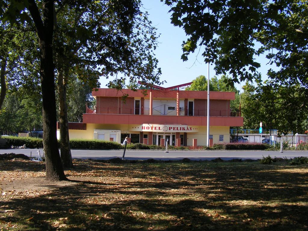 Hotel Pelikan Hódmezővásárhely 외부 사진