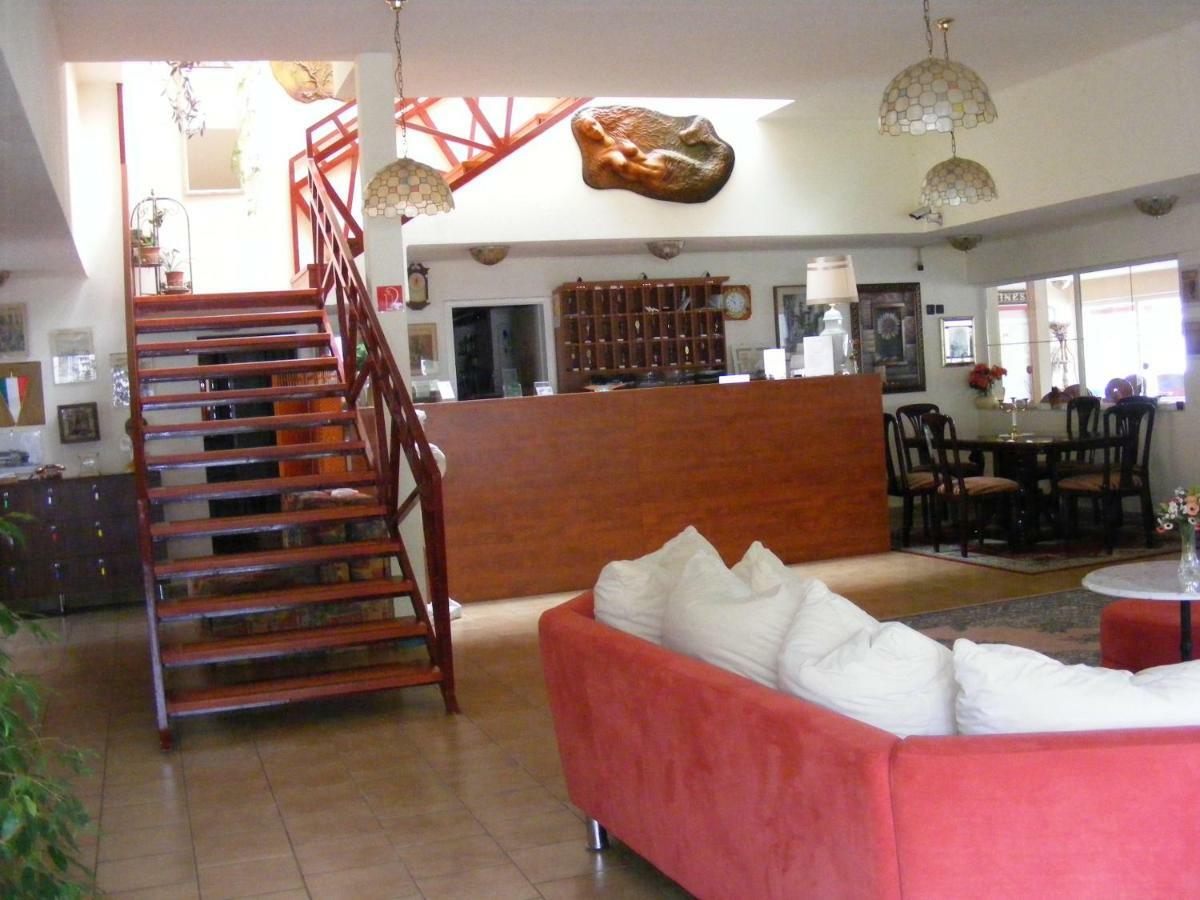 Hotel Pelikan Hódmezővásárhely 외부 사진