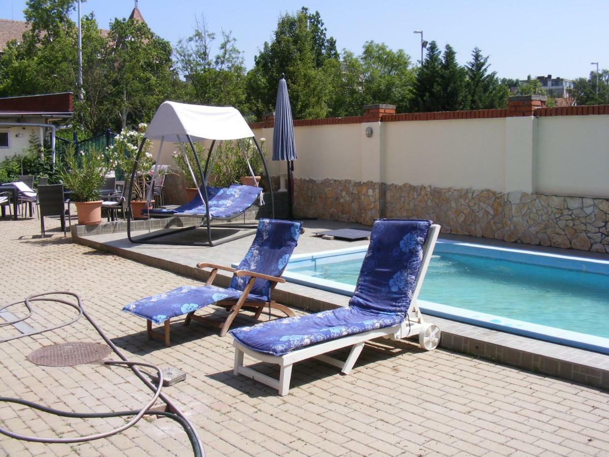 Hotel Pelikan Hódmezővásárhely 외부 사진