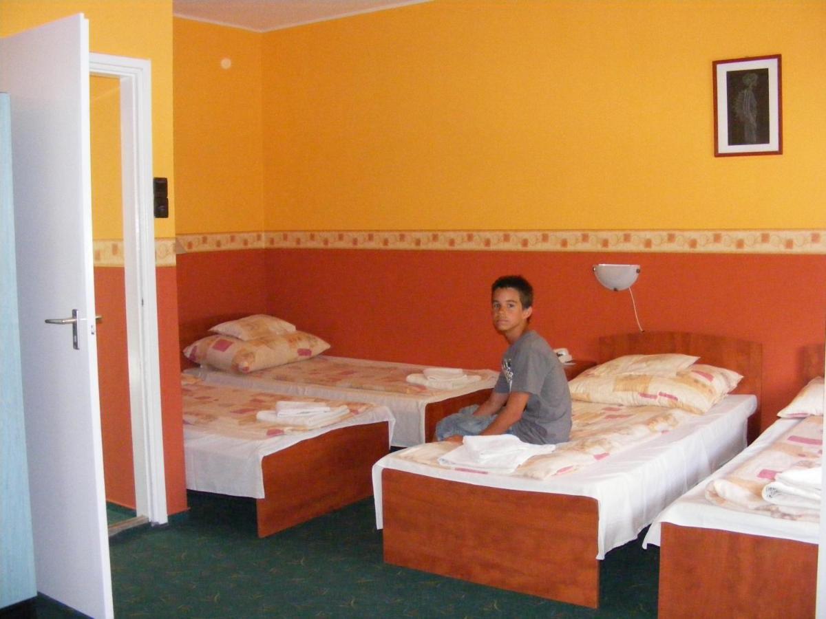 Hotel Pelikan Hódmezővásárhely 외부 사진